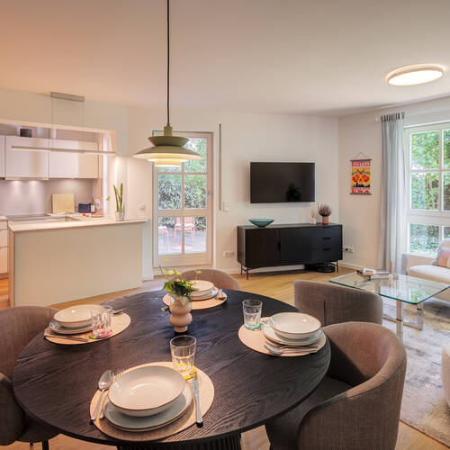 apartment with garden 	 with 2 room | Munich-Gärtnerplatzviertel | 15016