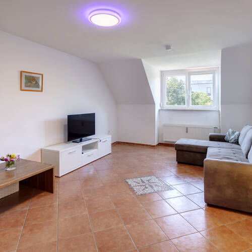 attic apartment with 2 room | Munich-Trudering | 9072