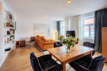Designer apartment: renovated with attention to detail 