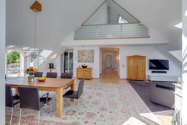 Luxurious and spacious apartment with stunning roof-terrace