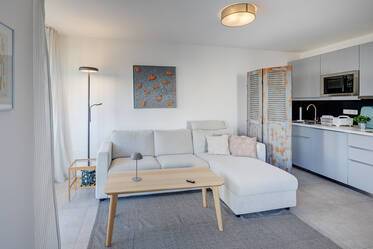 Modern living: Furnished apartment in eastern Munich