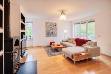 Elegantly furnished, spacious apartment 