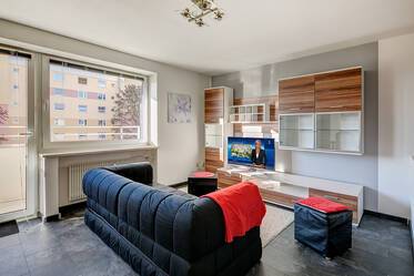 Bright apartment in Feldomoching, near airport line