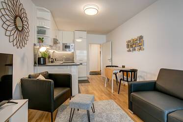 Modernly furnished 2-room apartment in Maxvorstadt