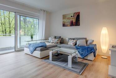Bright and spacious 4-room apartment in Neubiberg
