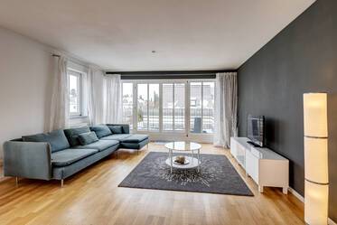  Good floor plan, with balcony: Apartment for rent