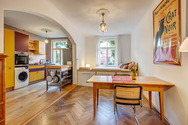 Charming period apartment in Haidhausen