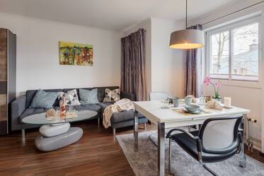 Beautifully furnished 1-room apartment in Munich-Denning