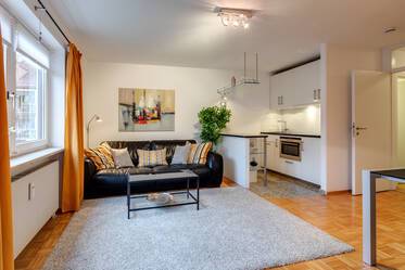 Near Westpark: High-quality 2-room apartment