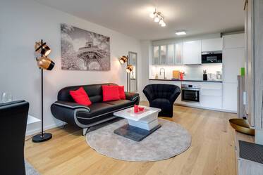 2-room garden apartment for rent