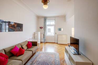 1,5-room apartment in Art Nouveau building, Untersendling