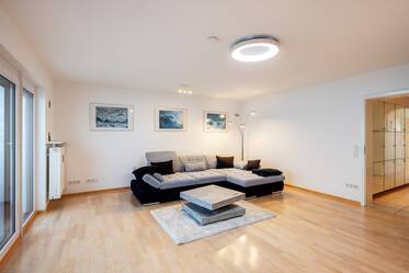 Bright, furnished 3-room apartment in Ismaning