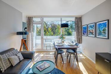 Prime location: Light-flooded 1-room apartment 