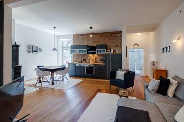 Furnished rental in the heart of the "French Quarter"