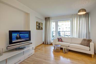 Pretty, spacious 4-room family apartment in Munich-Westkreuz
