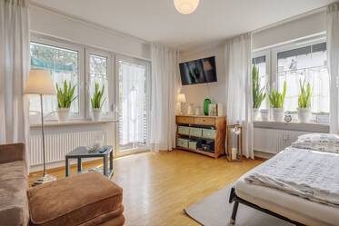 Furnished ground-floor apartment in Moosach for rent