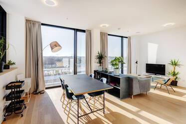 FRIENDS-tower: Modern 2-room apartment in Munich-Nymphenburg