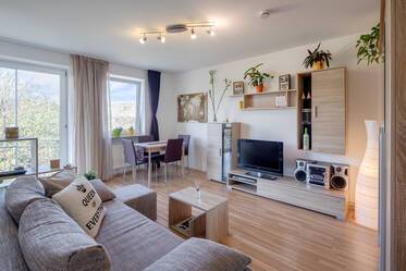Light-flooded 1.5-room apartment with balcony in Munich-Laim