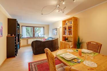 2 minutes from U2 Joshephsburg: Furnished 2-room apartment