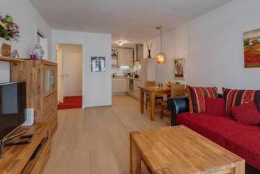First occupancy: 2-room apartment in prime location