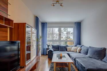 Bright 2-room apartment with garden (approx. 50 sqm)