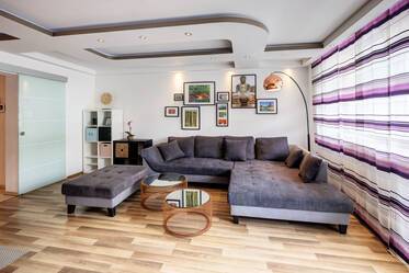 Spacious 3-room apartment in Milbertshofen