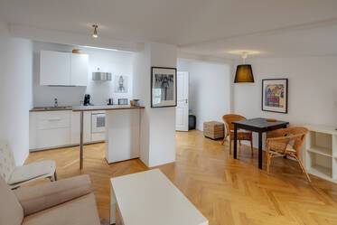 Charming attic apartment in Schwanthalerhöhe