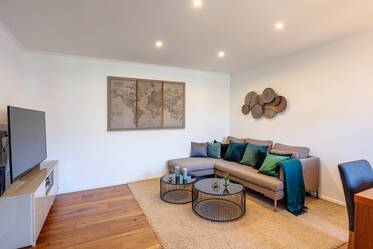 Extensively renovated apartment (April 2019)