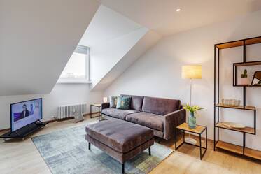 Apartment with roof terrace in Munich-Altbogenhausen