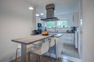 Beautiful furnished apartment near BMW HQ