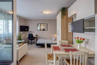 Apartment with good layout and split-level garage