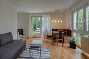 Lerchenau: Very quiet 2-room ground floor apartment