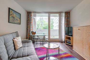 Fully furnished apartment for rent near Rosenheimer Platz