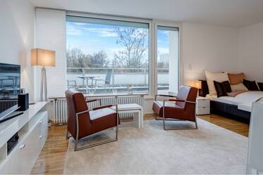 Renovated apartment with spacious roof terrace