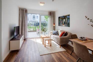 Rear building: ground floor apartment with terrace