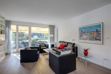 Sunny roof-terrace apartment in Sendling