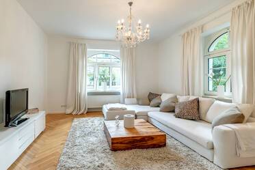 Elegant 2-room apartment in Schwabing