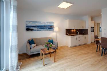 Bright and stylish ground floor apartment