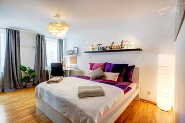 Stylishly furnished apartment at Thierschplatz