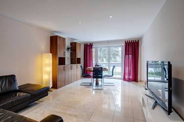 Bright 4-room apartment in quiet location