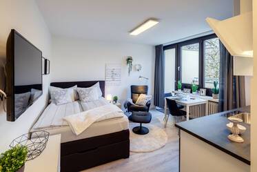 Modern, bright apartment for rent in Solln