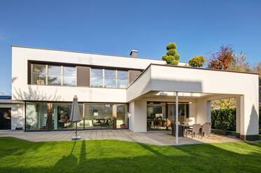 Representative Bauhaus mansion