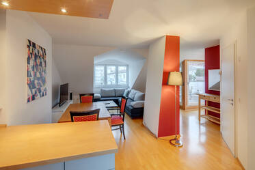 Comfortable 3-room apartment with roof loggia