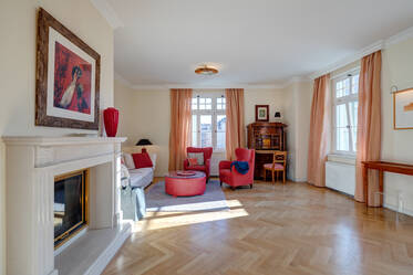 Beautifully renovated historic building in Schwabing 