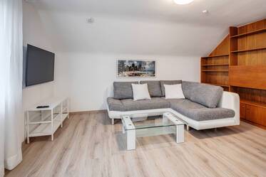 Well-kept attic apartment in Pullach
