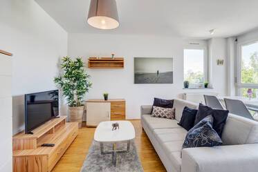 Sunny 2-room apartment with south facing balcony