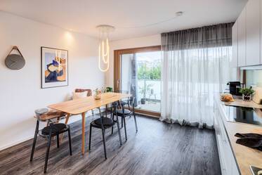 For rent: high-quality 4-room apartment