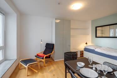 Furnished rental quietly facing the inner courtyard