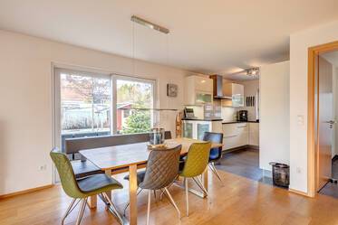 Nicely furnished corner townhouse in Fasanerie