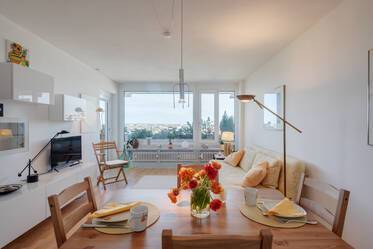 Sunny apartment near O2 tower